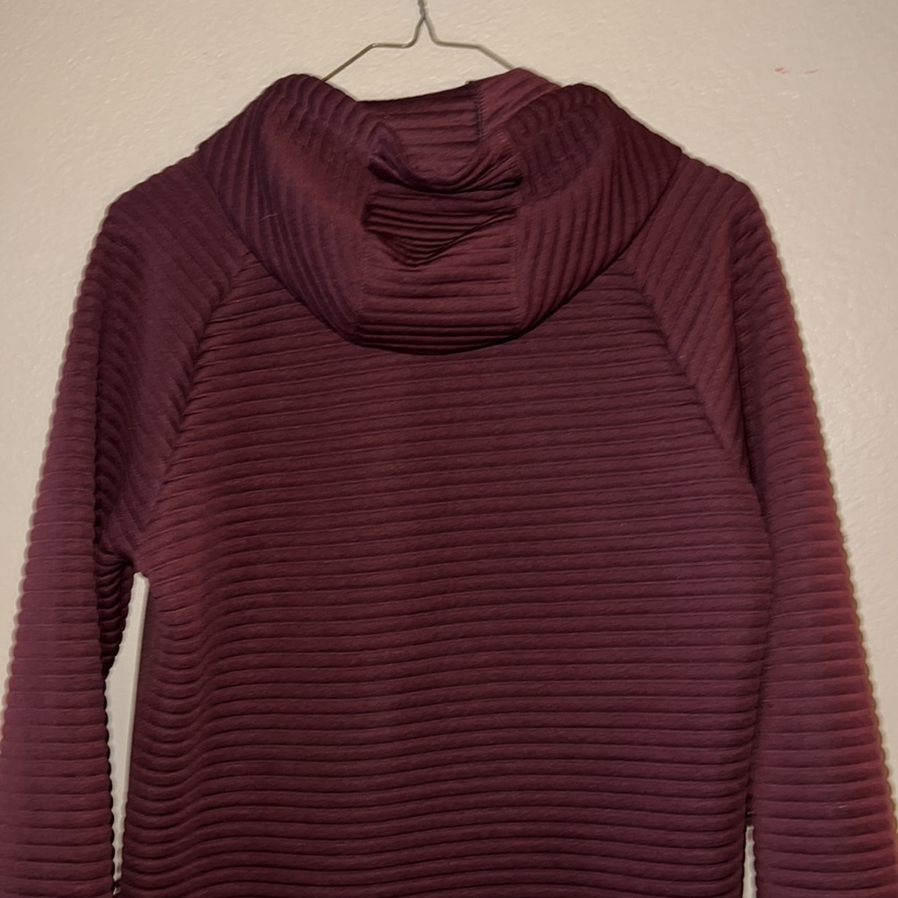 Apana Ribbed Performance Hoodie - Picture 4 of 4